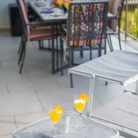 Laurels Mokošica